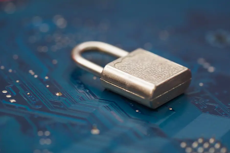 Cybersecurity Weekly: Healthcare fends off attacks, Apache flaws, out-of-band Windows patches